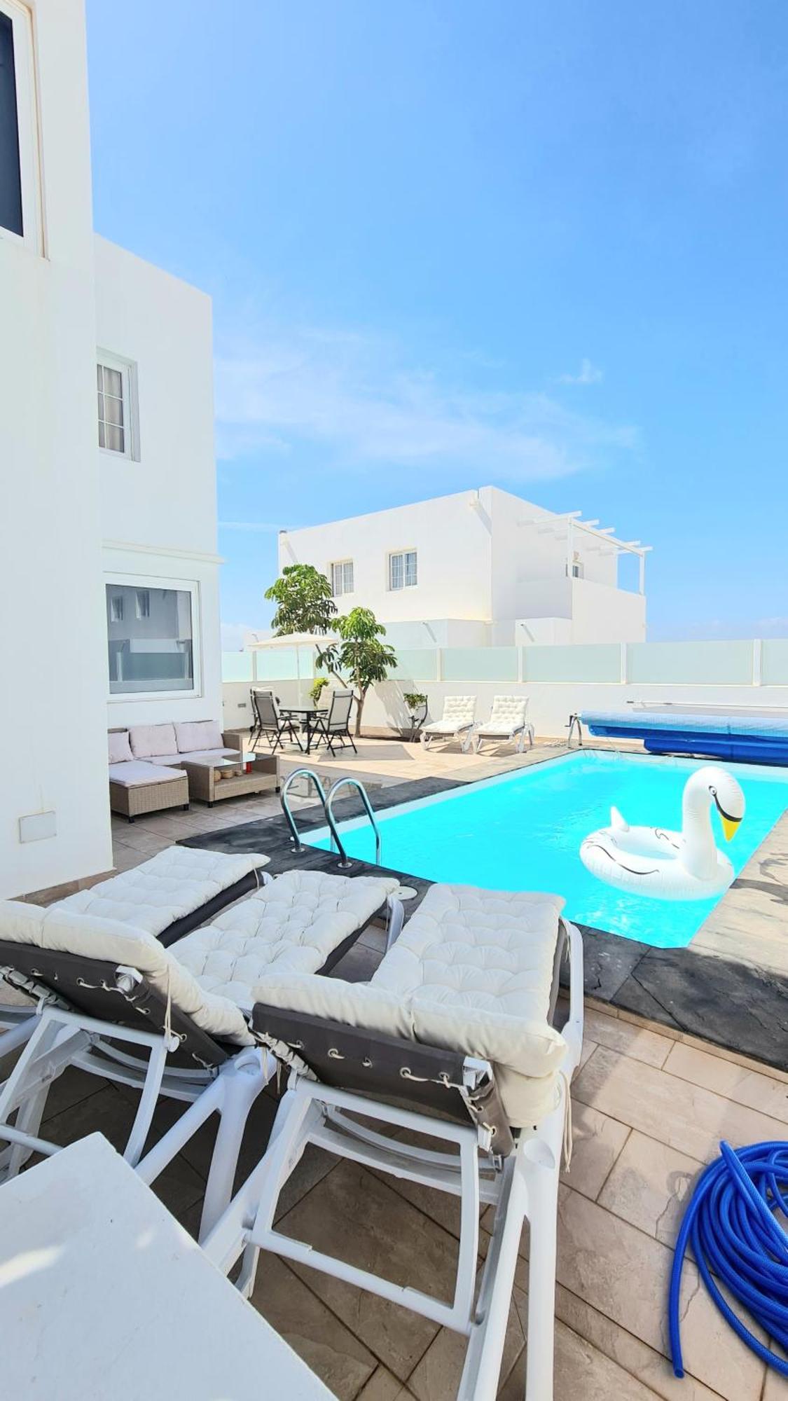 Villa Pousadoiro Playa Blanca  Exterior photo