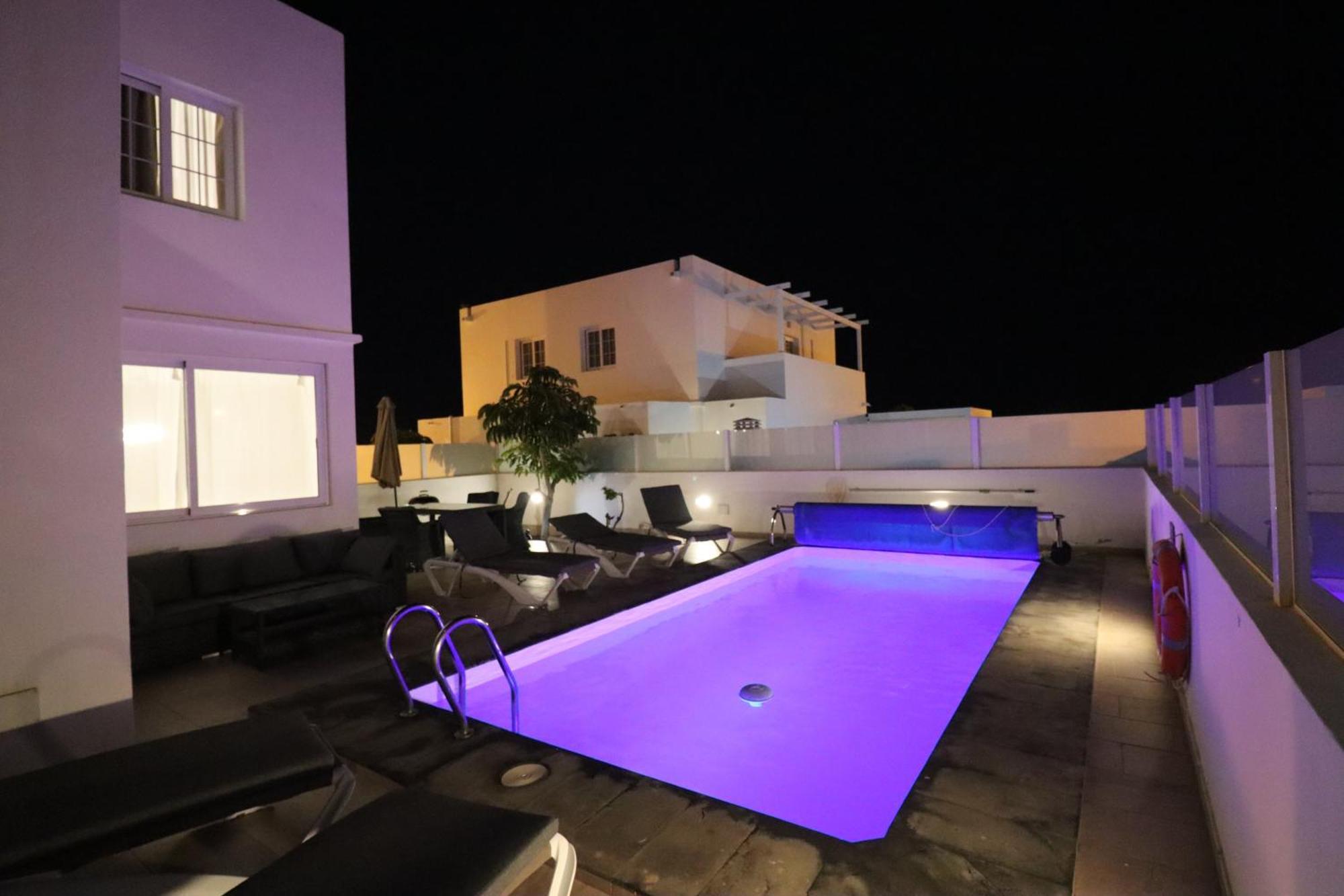 Villa Pousadoiro Playa Blanca  Exterior photo